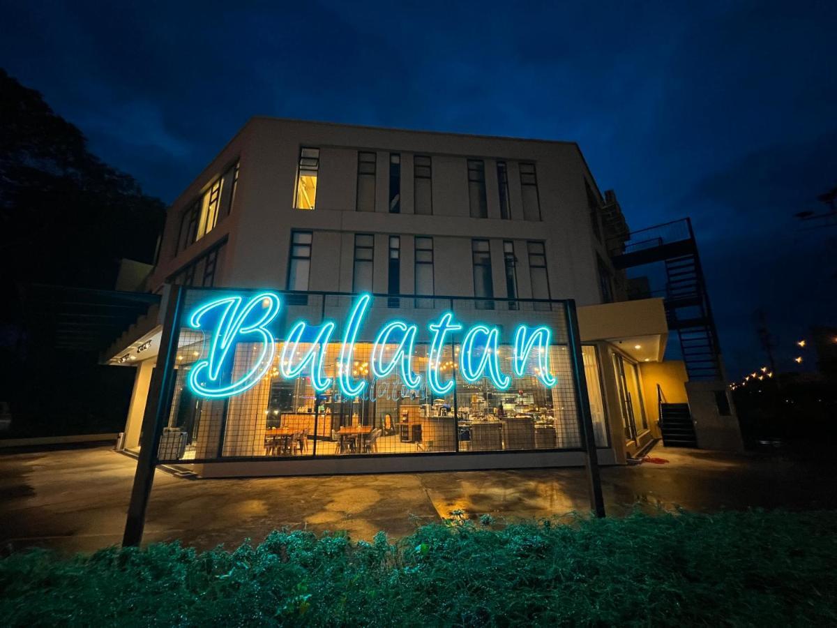 Bulatan Hostel Tanjong Aru Bagian luar foto