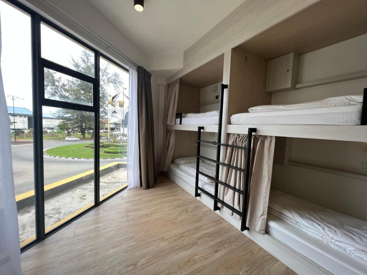 Bulatan Hostel Tanjong Aru Bagian luar foto